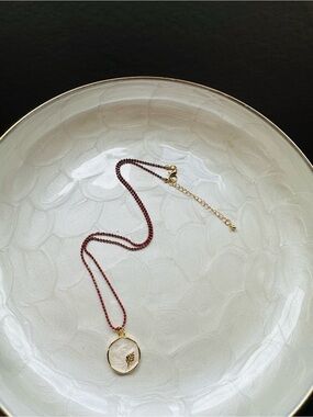 18k Gold Pendant Necklace